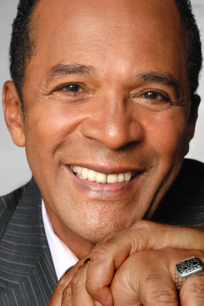 Clifton Davis