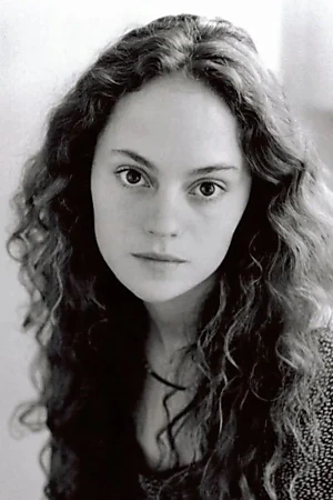 Angela Bettis