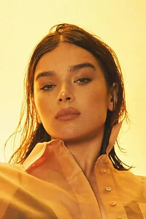 Hailee Steinfeld