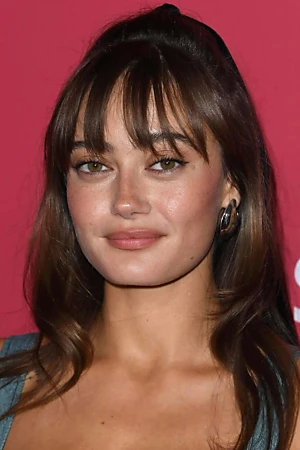 Ella Purnell