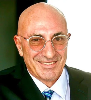 Daniel Doura