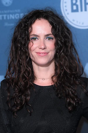 Amy Manson