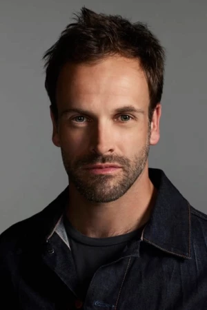 Jonny Lee Miller