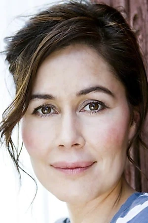 Nukâka Coster-Waldau