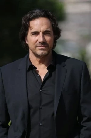 Thorsten Kaye