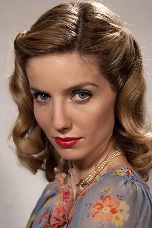 Annabelle Wallis