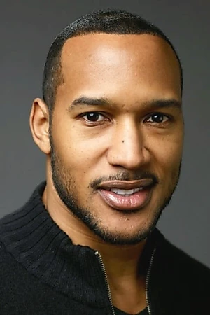 Henry Simmons