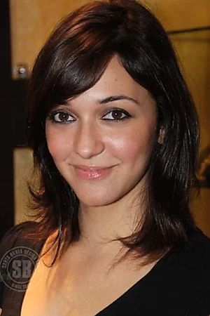Nauheed Cyrusi