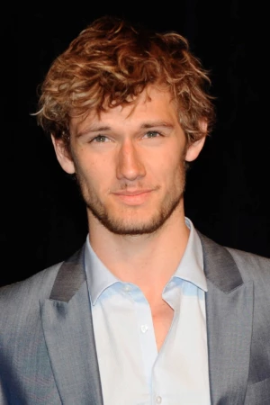 Alex Pettyfer