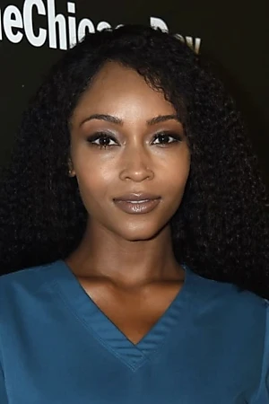 Yaya DaCosta