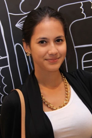 Pevita Pearce