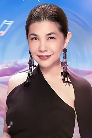 Stella Chang