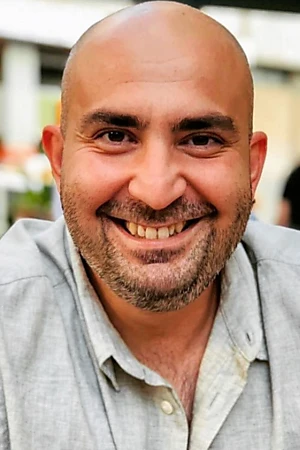 Cenk Özçelik