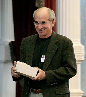 Louis Sachar