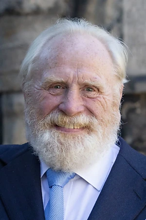 James Cosmo