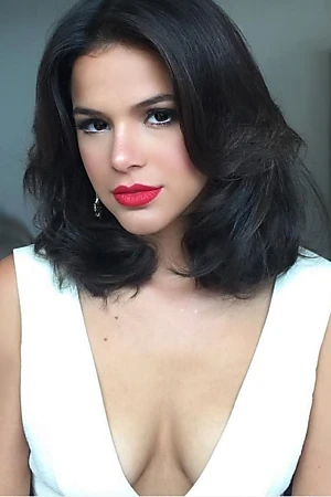 Bruna Marquezine