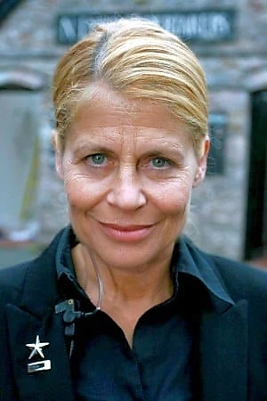 Linda Hamilton