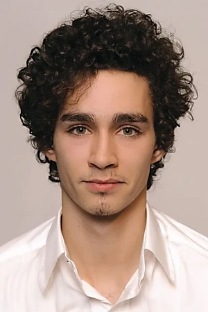 Robert Sheehan