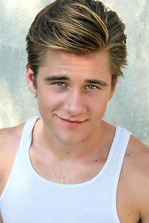 Luke Benward