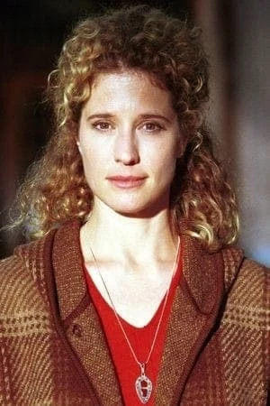 Nancy Travis