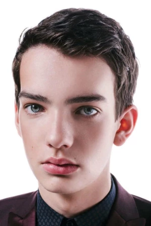 Kodi Smit-McPhee