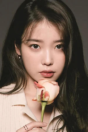 IU