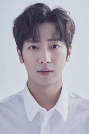 Lee Sang-yeob