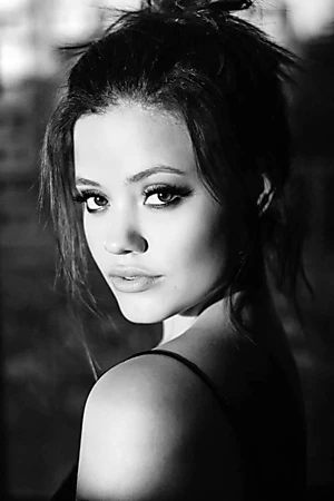 Sarah Jeffery