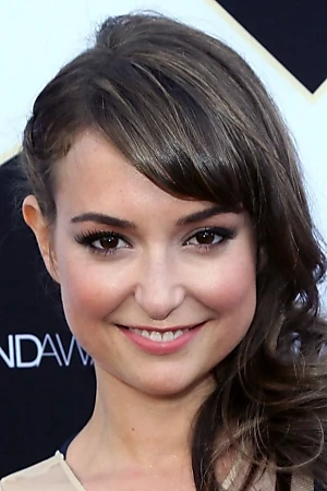 Milana Vayntrub