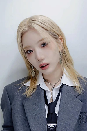 Kim Lip