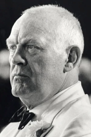 Joss Ackland