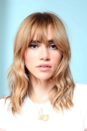 Suki Waterhouse