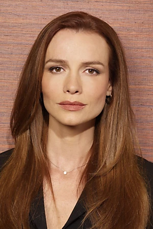 Saffron Burrows