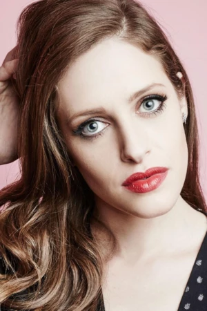 Carly Chaikin