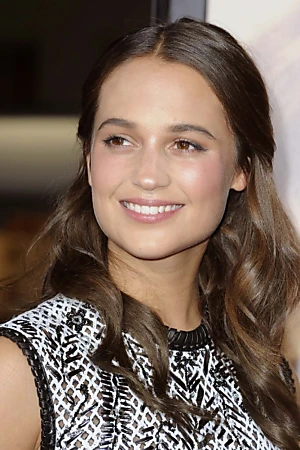 Alicia Vikander