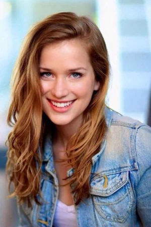 Elizabeth Lail