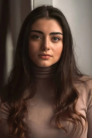 Özge Törer