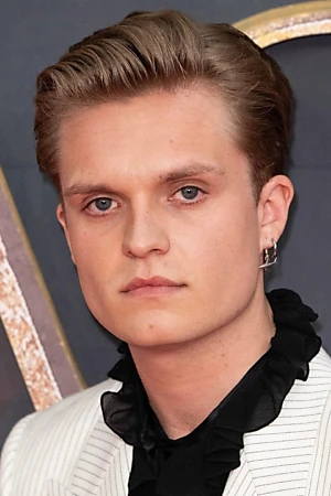 Tom Glynn-Carney