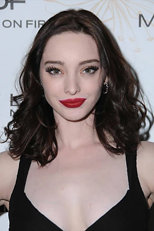 Emma Dumont