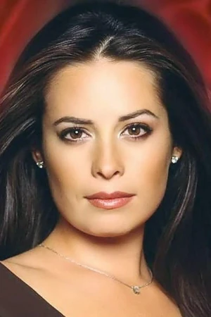 Holly Marie Combs