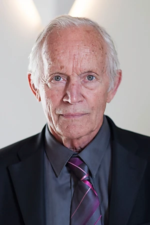 Lance Henriksen