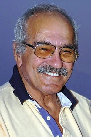 Fikret Hakan