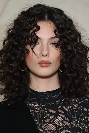 Deva Cassel