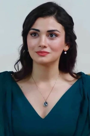 Özge Yağız