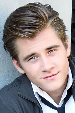 Luke Benward