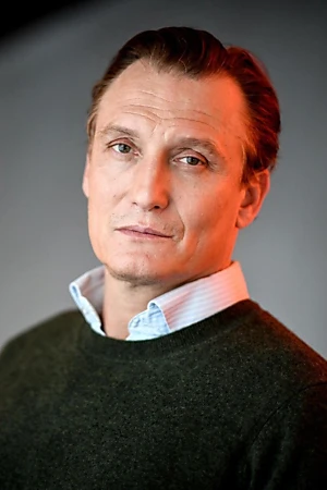 Oliver Masucci