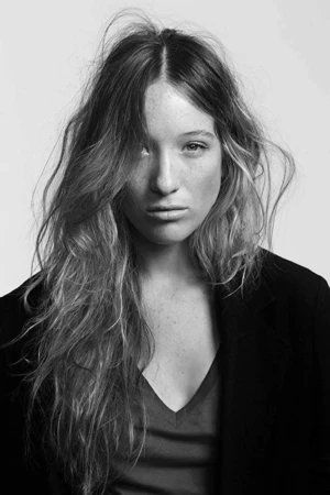 Sophie Lowe