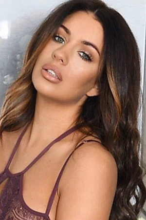 Holly Peers