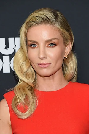 Annabelle Wallis