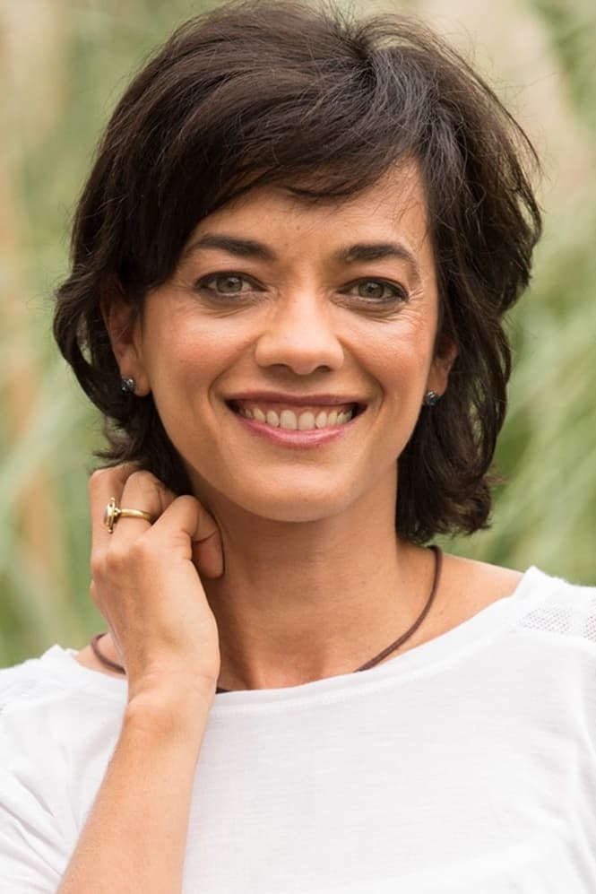 Ana Cecília Costa